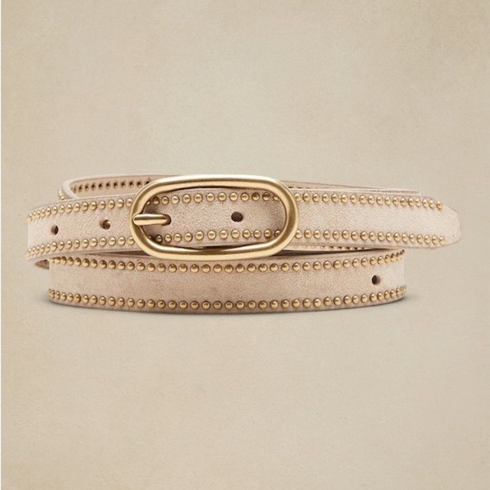 Daze Skinny Studded Suede Belt |
Banana Republic | size S light tan w/ gold NWOT